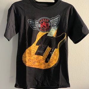 REO Speedwagon Authentic Band T